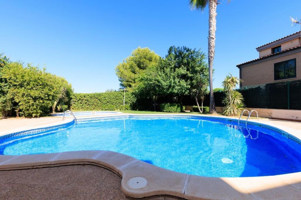 Adosado Con Jardin En Los Xalets De Salou Exteriér fotografie
